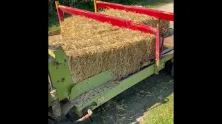 Claas Dominant Baler