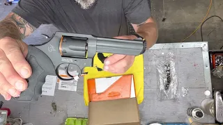 Unboxing a Taurus model 65 357mag and why I wont order from guns.com again.