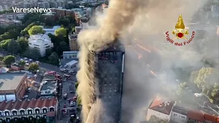 Grattacielo in fiamme a Milano