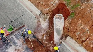 Arena MRV 6/8 Trabalhos na encosta/Concreto na laje/montagem das mini vigas/ 22/10/2021