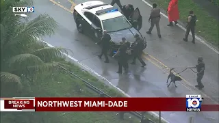 Suspect detained following police pursuit in northwest Miami-Dade