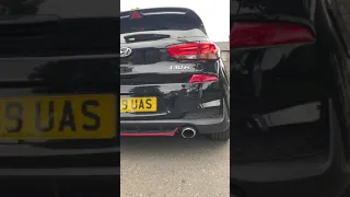 Hyundai i30N - Insane stock exhaust