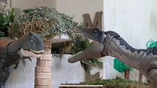 Baryonyx vs young carnotaurus #jurassicworld