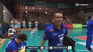 NICOLA NEGRO EXPULSO DURANTE A FINAL DO CAMPEONATO MINEIRO FEMININO