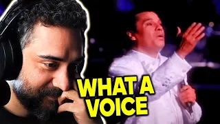 The LEGENDARY El Divo de Juárez! | Arab Man Reacts to JUAN GABRIEL - ASI FUE