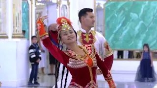 необыкновенно красивый уйгурский танец