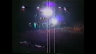 Bon Jovi - Lay Your Hands On Me (Munich 2001)