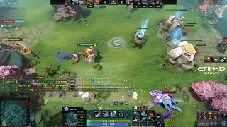 Attacker cosplaying Collapse Magnus 4 Man Fountain Skewer! POG