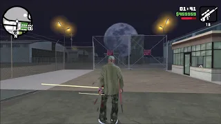 GTA San Andreas Shooting the moon changes size!!