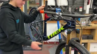 Trek Supercaliber 9.9XTR Project One Unboxing & Bike Build