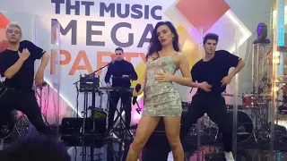 MOLLY - Полуголые - ТНТ MUSIC MEGA Party 16.06.2019