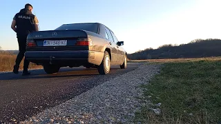 Mercedes Benz w124 300d OM606 Straight pipe exhaust sound