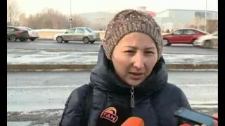 Журналисты ряда казахстанских изданий принесли цветы в посольство Франции в Астане