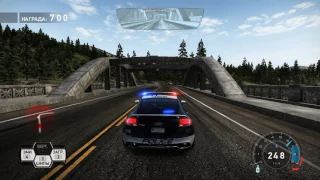 попытка догнать преступника в игре Need for Speed Hot Pursuit