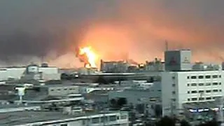 2011.03.11 17：03震災時　千葉県市原市、湾岸の工場火災-4