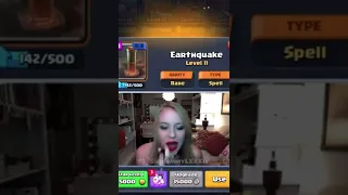 Earthquake clash royale meme