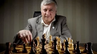 Anatoli Karpov champion du monde russe - biographie