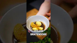 Meine SCHNELLE und EINFACHE VEGANE Bratensauce ❤️🌱 |  #rezept #food #shorts