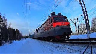БМО. Грузовой поезд ВЛ10У-892 едет по перегону Сандарово - Детково.
