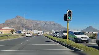 Great view of TABLE MOUNTAIN while DRIVING TO CAPE TOWN CBD - raw footage  #southafrica #tour