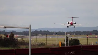 Fokker 100 take off and landings