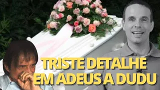TR1STE DETALHE marca enterro de Dudu Braga, filho de Roberto Carlos