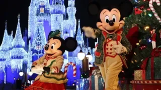 Mickey's Very Merry Christmas Party at Disney's Magic Kingdom! | Parade, Treats & New Fireworks!