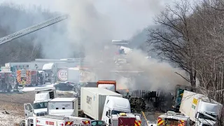 Großer Unfall in Pennsylvania bei Nebel und Schnee