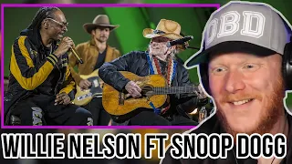 Willie Nelson - Roll Me Up and Smoke Me When I Die ft Snoop Dogg REACTION | OFFICE BLOKE DAVE