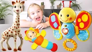 A la recherche des jouets de bébé d'Ellie ! Souvenirs ! Lost Baby Toys (Unboxing)