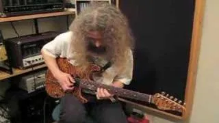 Guthrie Govan playing to B.B. King style track | JTCGuitar.com