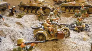 WW2 Diorama - German Afrika Korps attack British 8th Army - The Battle for North Africa