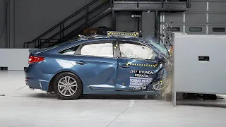 2017 Hyundai Sonata passenger-side small overlap IIHS crash test