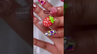 Almond Nails Design