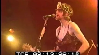 Nirvana - Dive. [Live ''Hollywood Rock Festival'' Brazil, Enero 23 de 1993.]