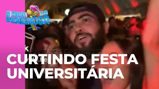 Henrique, da dupla com Juliano, é flagrado curtindo festa universitária no Tocantins