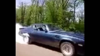 1979 Camaro Z28 burnout