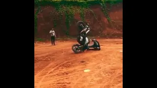 BMW GS310 RIDER FELL   OFF-ROAD