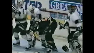 Penguins - Kings rough stuff 11/11/95