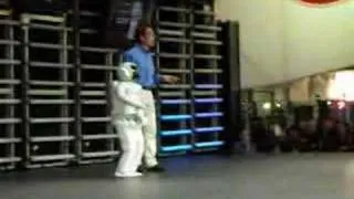 Honda robot asimo at ces 2007 running stairs