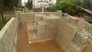 ГАРАЖ С НУЛЯ, возведение стен из цементно-песчаных блоков