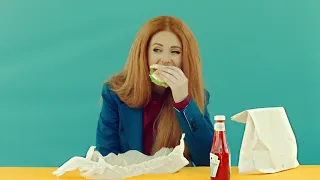 Lena Katina Full Mukbang video Mcdonalds  Мукбанг видео Макдоналдс   Лена Катина ест бургер   1080p