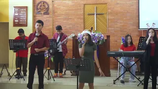 Layak dipuji disembah medley Hosanna (Ibadah Natal Kelas Besar)