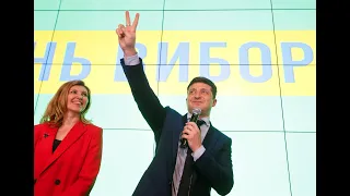 Comedian Zelenskiy takes lead in Ukraine presidential election