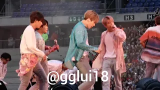 190608 BTS - IDOL Paris day 2 Stade De France