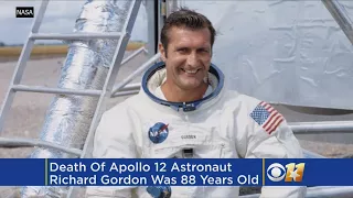 Apollo 12 Astronaut Richard Gordon, Who Circled Moon, Dies