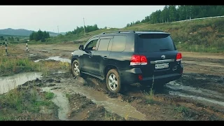 АВТОБАТТЛ: Toyota Land Cruiser 200 vs. LEXUS GX470