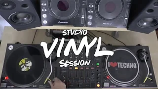 Old School Techno Mix 100 % Vinyl Only Session vol.4  // 2002 - 2008 // mixed by Lukash Andego