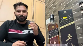 Johnnie Walker Black Label Scotch Whisky Review & Unboxing