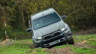 New 2021 Toyota Hilux Invincible X-Dynamic - Extreme 4x4 Off-Road Test Drive Demo !